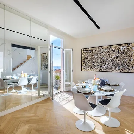 De Luxe - Bluesky Apartment Beausoleil